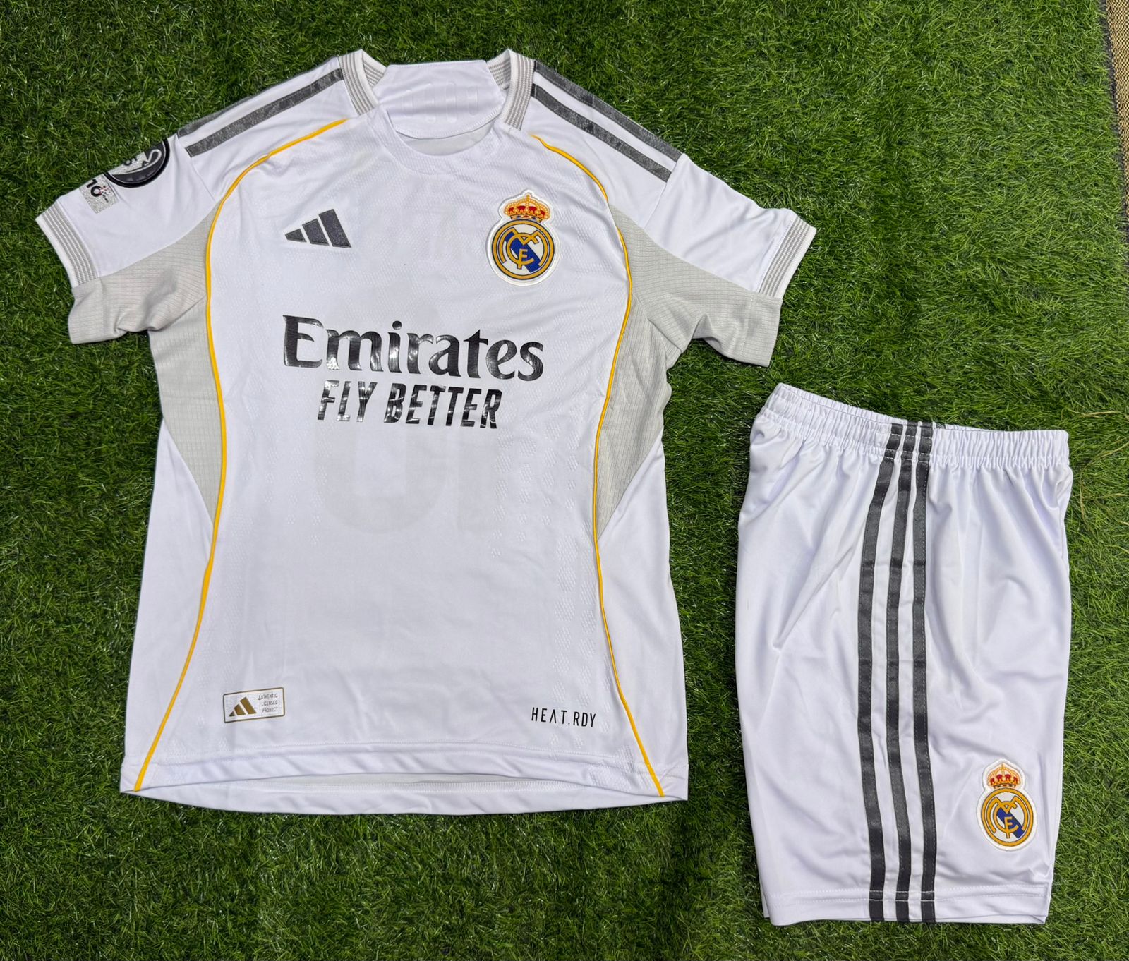 Conjunto Deportivo Real Madrid #10 - Imagen 2