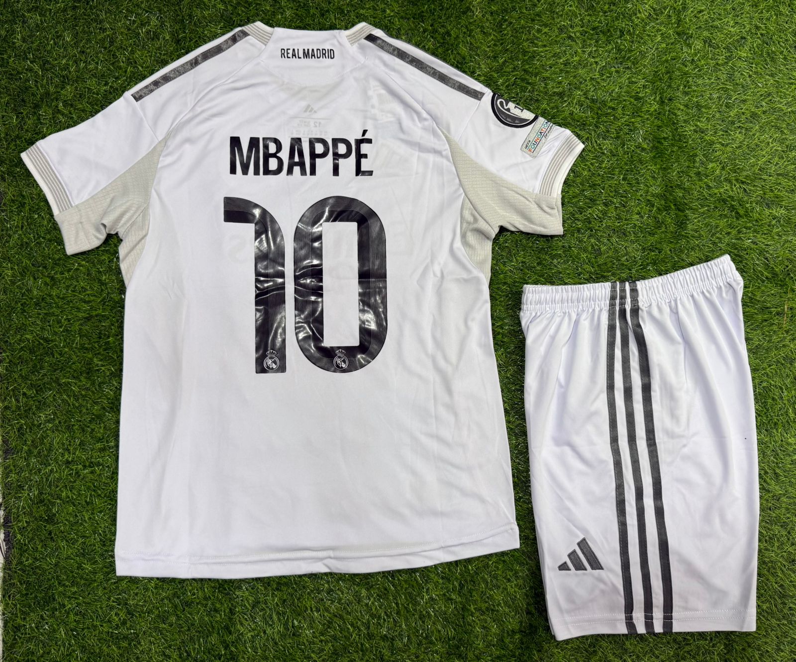 Conjunto Deportivo Real Madrid #10