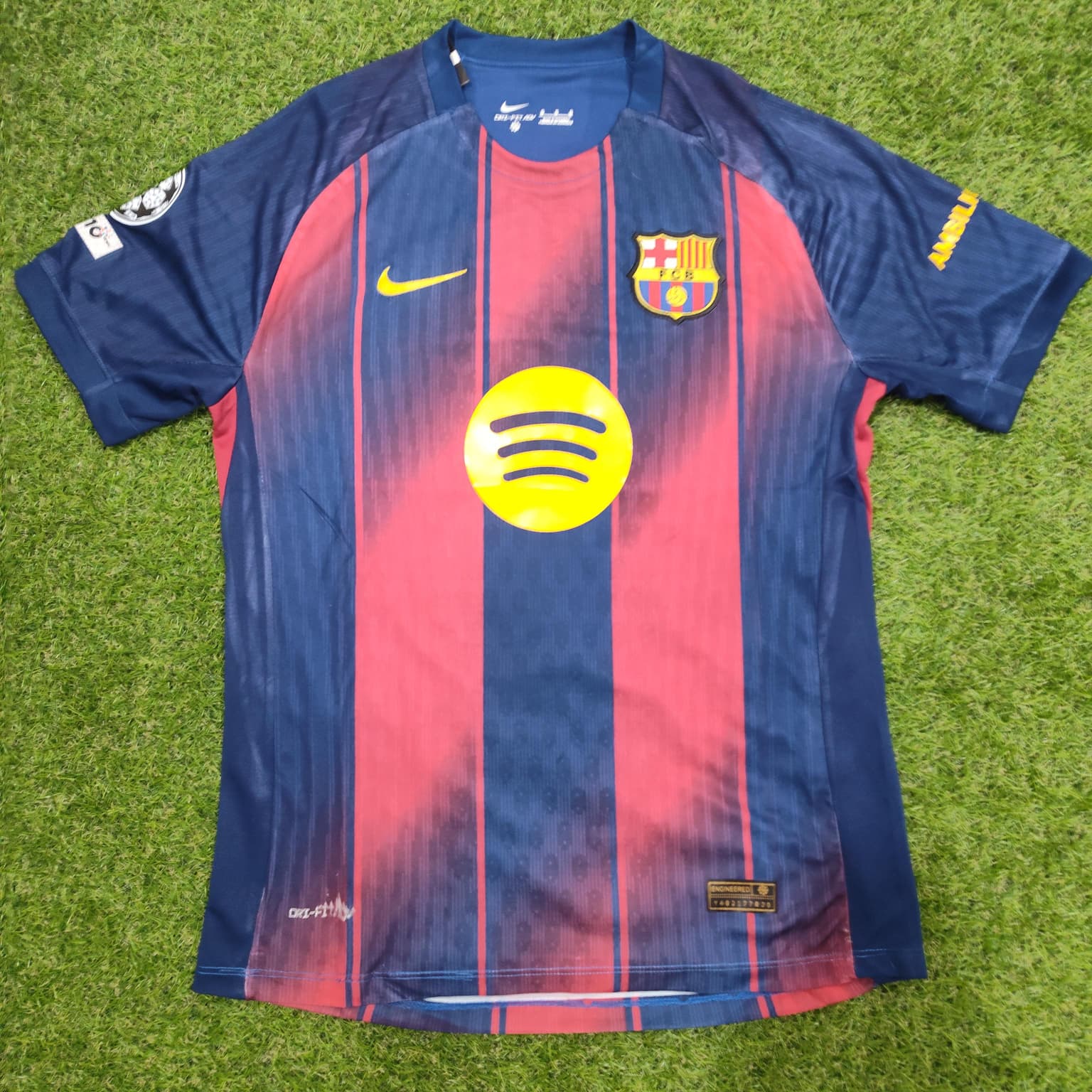 Camiseta Deportiva de Barcelona #10 - Imagen 3